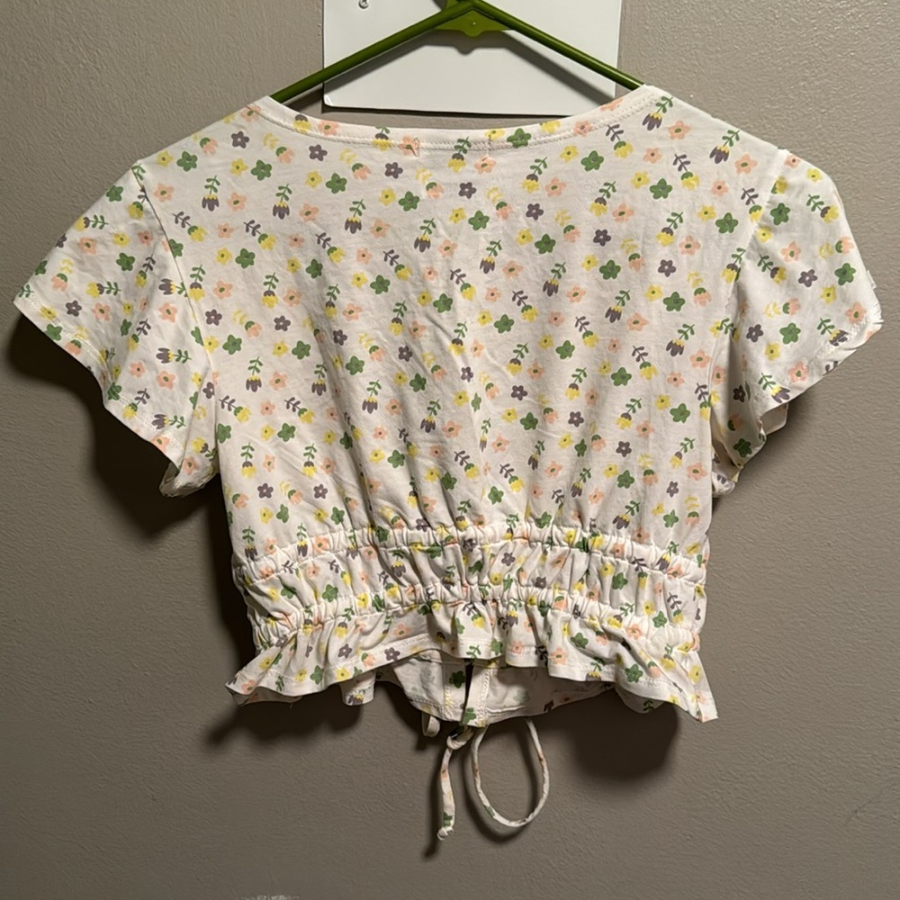 Princess Poly Floral Olly Tie Front Crop Top Size 2 - Picture 6 of 6